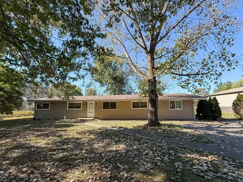 Exterior - 1367 County Road 1000, Lerna, IL 62440 photo 2 of 18
