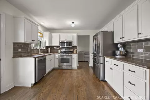 Kitchen - 4603 Peacock Ln, Plainfield, IL 60586 photo 2 of 3