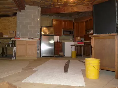 Kitchen - 26255 W Ingleside Ave, Ingleside, IL 60041 photo 2 of 7
