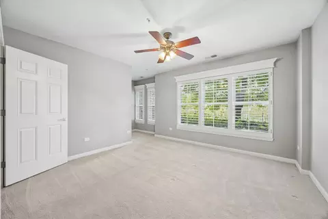 Bedroom - 255 E Liberty Dr #203, Wheaton, IL 60187 photo 1 of 2