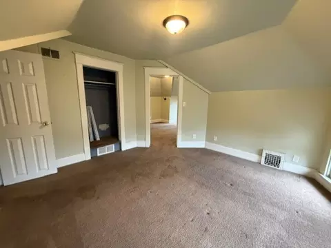 Bedroom - 1520 10th Ave, Moline, IL 61265 photo 2 of 4