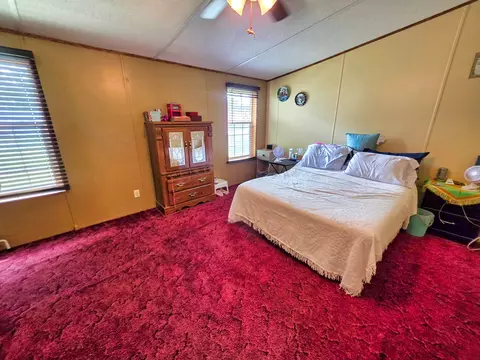 Bedroom - 121 Meyer St, Flora, IL 62839 photo 4 of 7