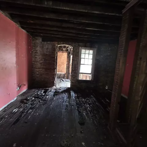 10619 S Champlain Ave, Chicago, IL 60628 photo 5