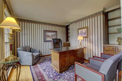 Other - 853 Dorset Dr, Wheaton, IL 60189 photo 4 of 7