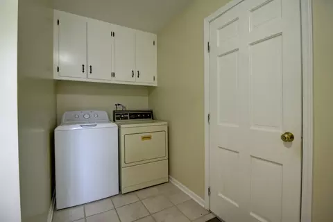Other - 853 Dorset Dr, Wheaton, IL 60189 photo 7 of 7