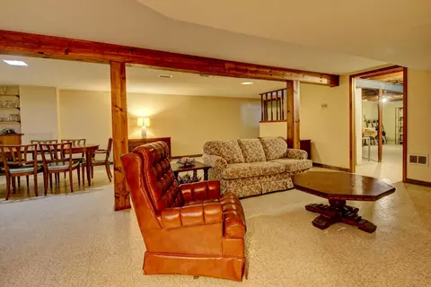Other - 853 Dorset Dr, Wheaton, IL 60189 photo 5 of 7