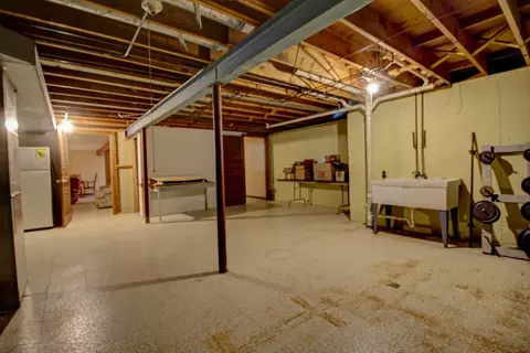 Other - 853 Dorset Dr, Wheaton, IL 60189 photo 6 of 7