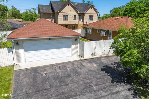 View/Area - 2 Washington St, Glenview, IL 60025 photo 4 of 7