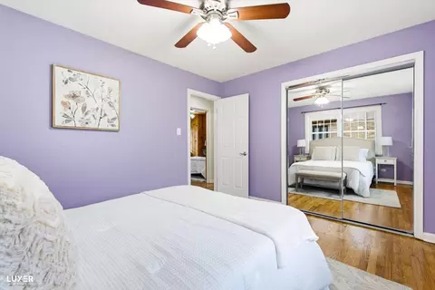 Bedroom - 2 Washington St, Glenview, IL 60025 photo 3 of 8