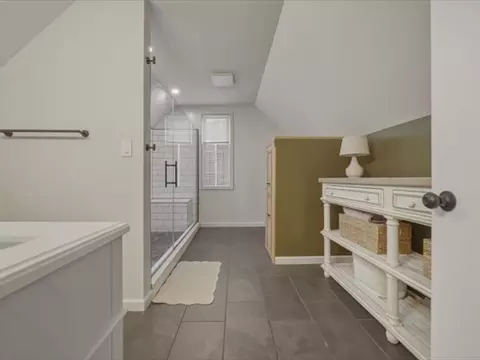 Bath - 902 W Washington St, Oregon, IL 61061 photo 1 of 3