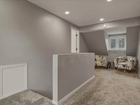 Entry Way - 902 W Washington St, Oregon, IL 61061 photo 2 of 2