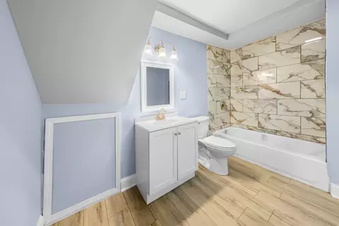 Bath - 209 S Jackson St, Gardner, IL 60424 photo 2 of 2