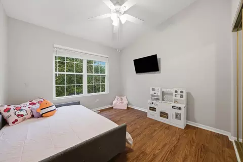 Bedroom - 1379 Cary Rd, Algonquin, IL 60102 photo 1 of 4