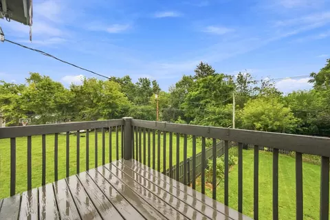 Exterior - 1379 Cary Rd, Algonquin, IL 60102 photo 5 of 7