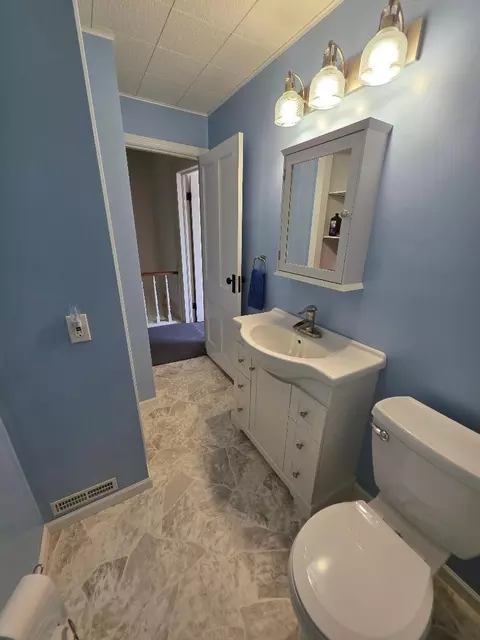 Bath - 244 Maple St, Paw Paw, IL 61353 photo 1 of 2