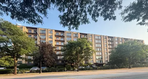 4601 W Touhy Ave #506, Lincolnwood, IL 60712