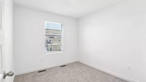 Bedroom - 1313 Foxglove Dr, Bartlett, IL 60103 photo 3 of 6