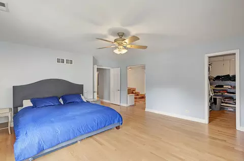 Bedroom - 6 Dogwood Rd, Rolling Meadows, IL 60008 photo 1 of 9