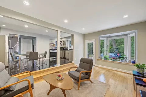 Other - 6 Dogwood Rd, Rolling Meadows, IL 60008 photo 3 of 11