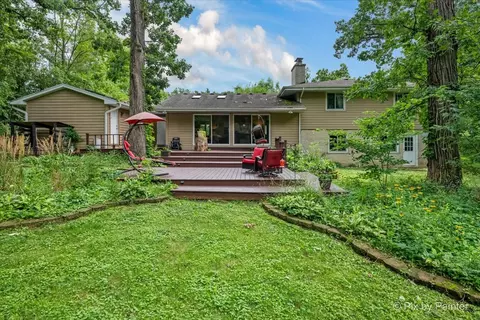 Exterior - 1 S660 Winfield Rd, Wheaton, IL 60189 photo 4 of 8