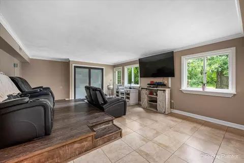 Living - 1 S660 Winfield Rd, Wheaton, IL 60189 photo 3 of 3