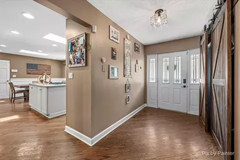Entry Way - 1 S660 Winfield Rd, Wheaton, IL 60189 photo 1 of 1