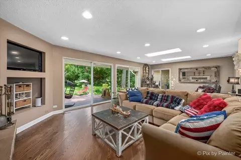 Living - 1 S660 Winfield Rd, Wheaton, IL 60189 photo 1 of 3