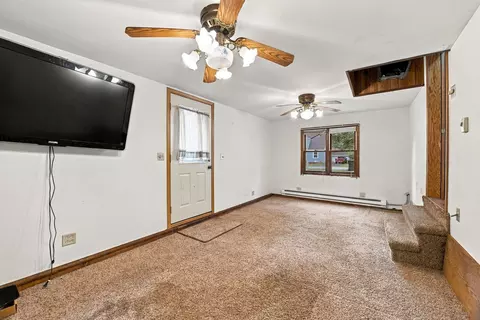 Living - Undisclosed, Markham, IL 60428 photo 4 of 4