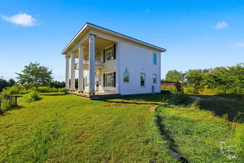 Exterior - 4124 Main St, Kankakee, IL 60901 photo 2 of 3