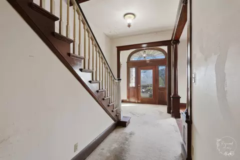 Entry Way - 4124 Main St, Kankakee, IL 60901 photo 1 of 3