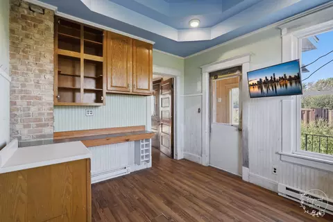 Kitchen - 4124 Main St, Kankakee, IL 60901 photo 2 of 2