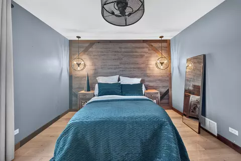 Bedroom - 1714 Sessions Walk, Hoffman Estates, IL 60169 photo 2 of 2