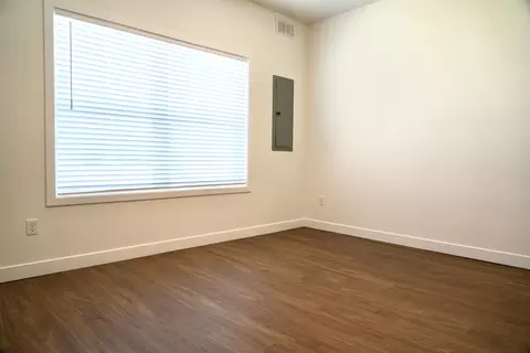 Bedroom - 304 Elm St, Mclean, IL 61754 photo 3 of 6