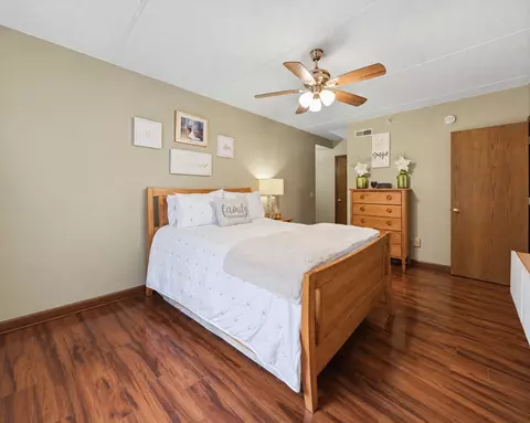 Bedroom - 1325 Perry St #206, Des Plaines, IL 60016 photo 2 of 4