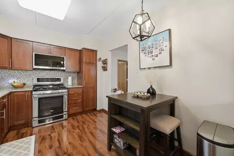 Kitchen - 1325 Perry St #206, Des Plaines, IL 60016 photo 1 of 2