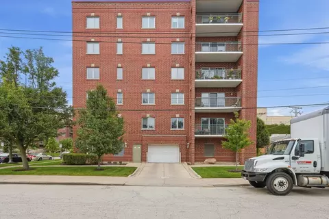 Exterior - 1325 Perry St #206, Des Plaines, IL 60016 photo 7 of 7