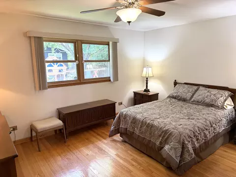 Bedroom - 7129 Exner Rd, Darien, IL 60561 photo 2 of 2