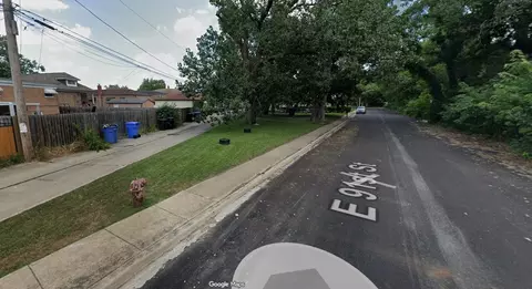 300 E 91st St, Chicago, IL 60619 photo 2