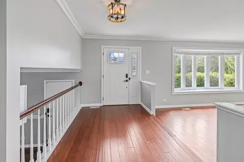 Entry Way - 17008 Forest Ave, Oak Forest, IL 60452 photo 1 of 1