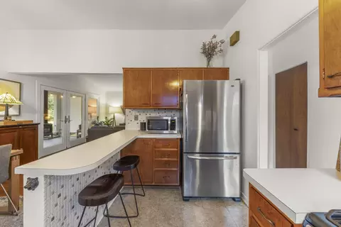 Kitchen - 406 S Williston St, Wheaton, IL 60187 photo 4 of 4
