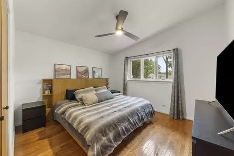 Bedroom - 406 S Williston St, Wheaton, IL 60187 photo 1 of 2