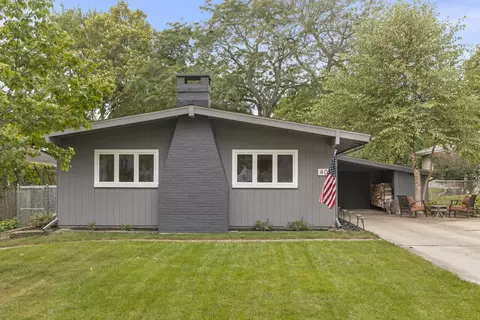Exterior - 406 S Williston St, Wheaton, IL 60187 photo 2 of 7