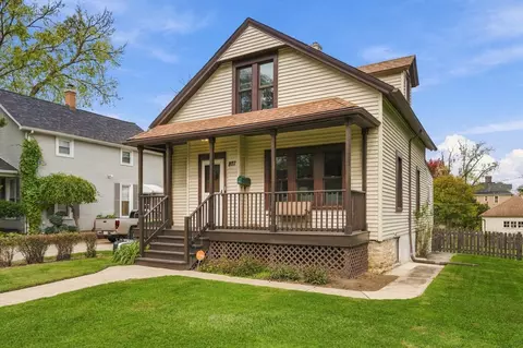 807 Campbell St, Joliet, IL 60435