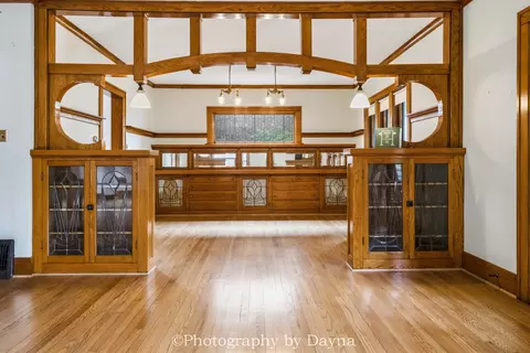 Living - 619 S Harrison Ave, Kankakee, IL 60901 photo 4 of 6