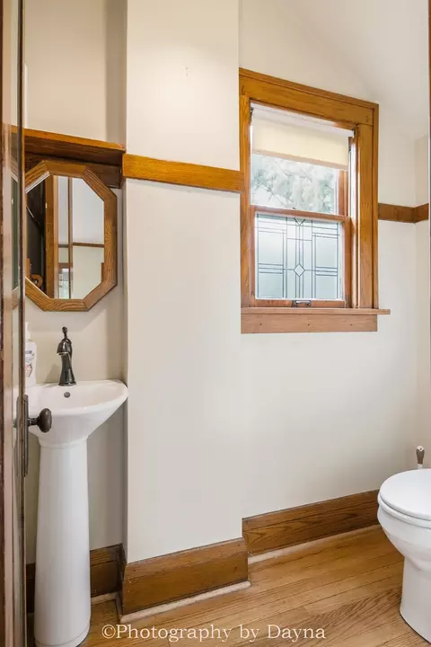 Bath - 619 S Harrison Ave, Kankakee, IL 60901 photo 1 of 5
