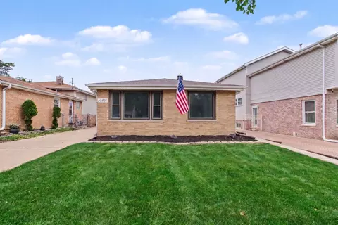 10816 Fletcher Ave, Melrose Park, IL 60164