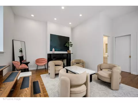 Living - 32 E Bellevue Pl, Chicago, IL 60611 photo 12 of 12