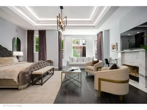 Other - 32 E Bellevue Pl, Chicago, IL 60611 photo 1 of 4