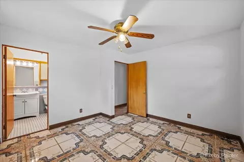 Bedroom - 1218 Oakleaf Ave, Mchenry, IL 60051 photo 5 of 5