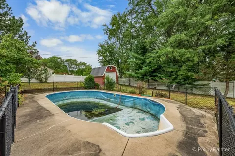 Exterior - 1218 Oakleaf Ave, Mchenry, IL 60051 photo 10 of 13